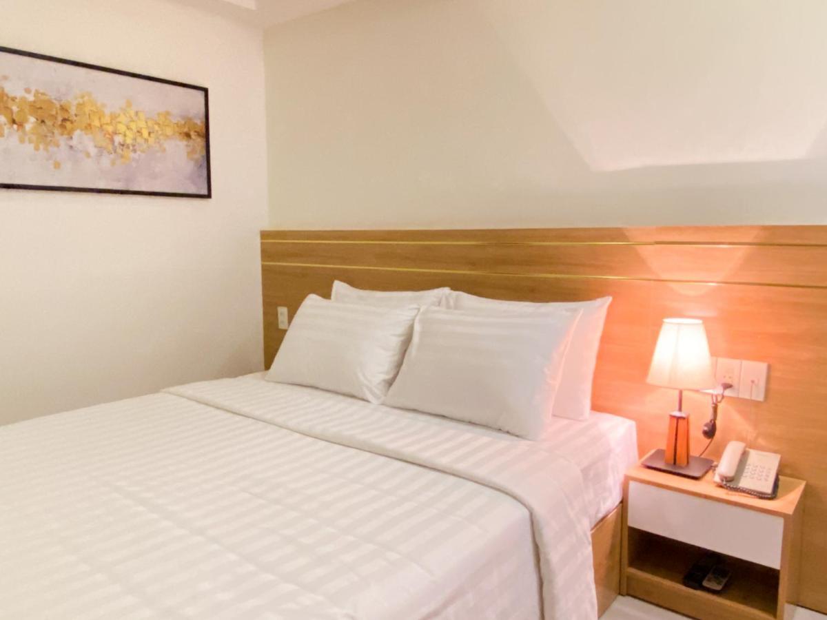 Olwen Hotel Нячанг Екстер'єр фото