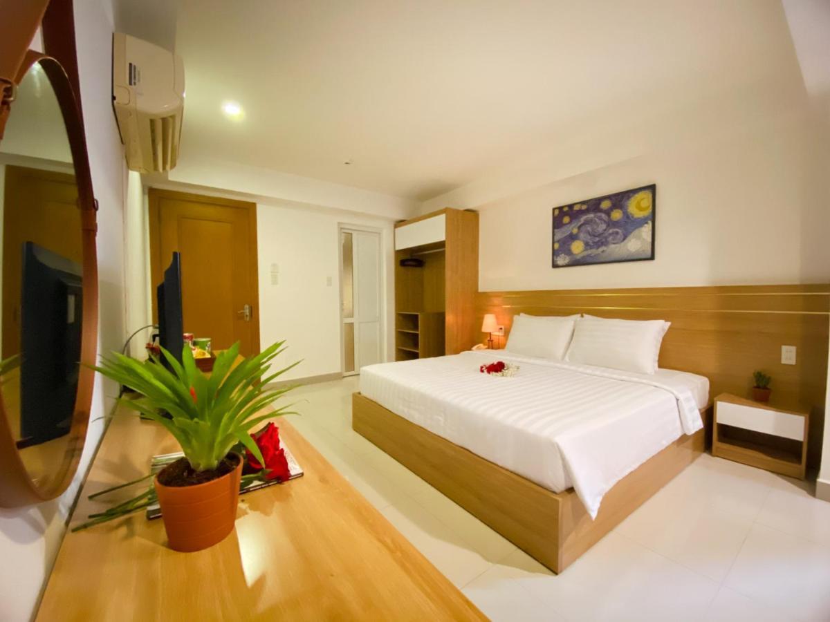Olwen Hotel Нячанг Екстер'єр фото