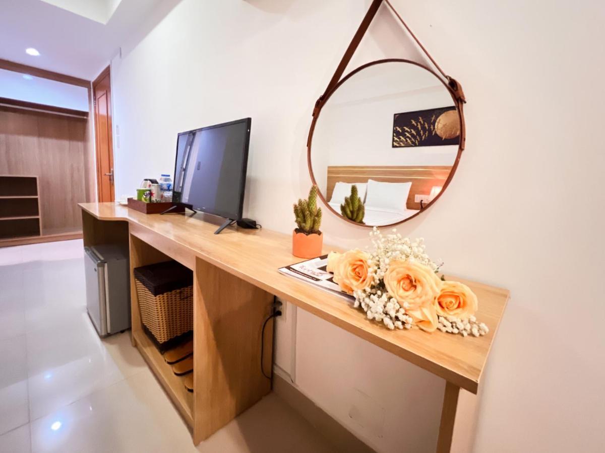 Olwen Hotel Нячанг Екстер'єр фото